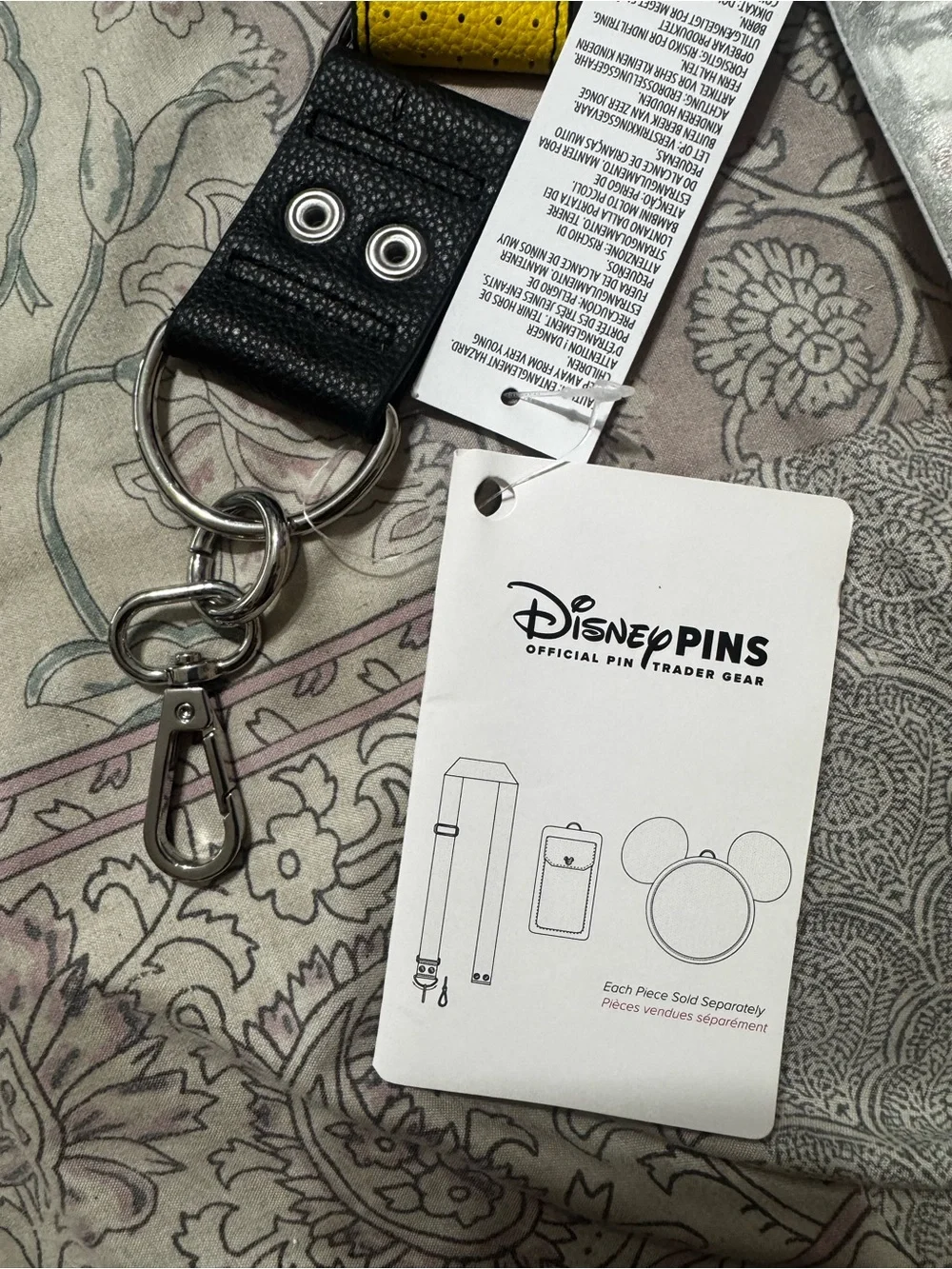 Disney Parks Mickey Mouse Convertible Bag Strap Disney Pins Gear | NWT